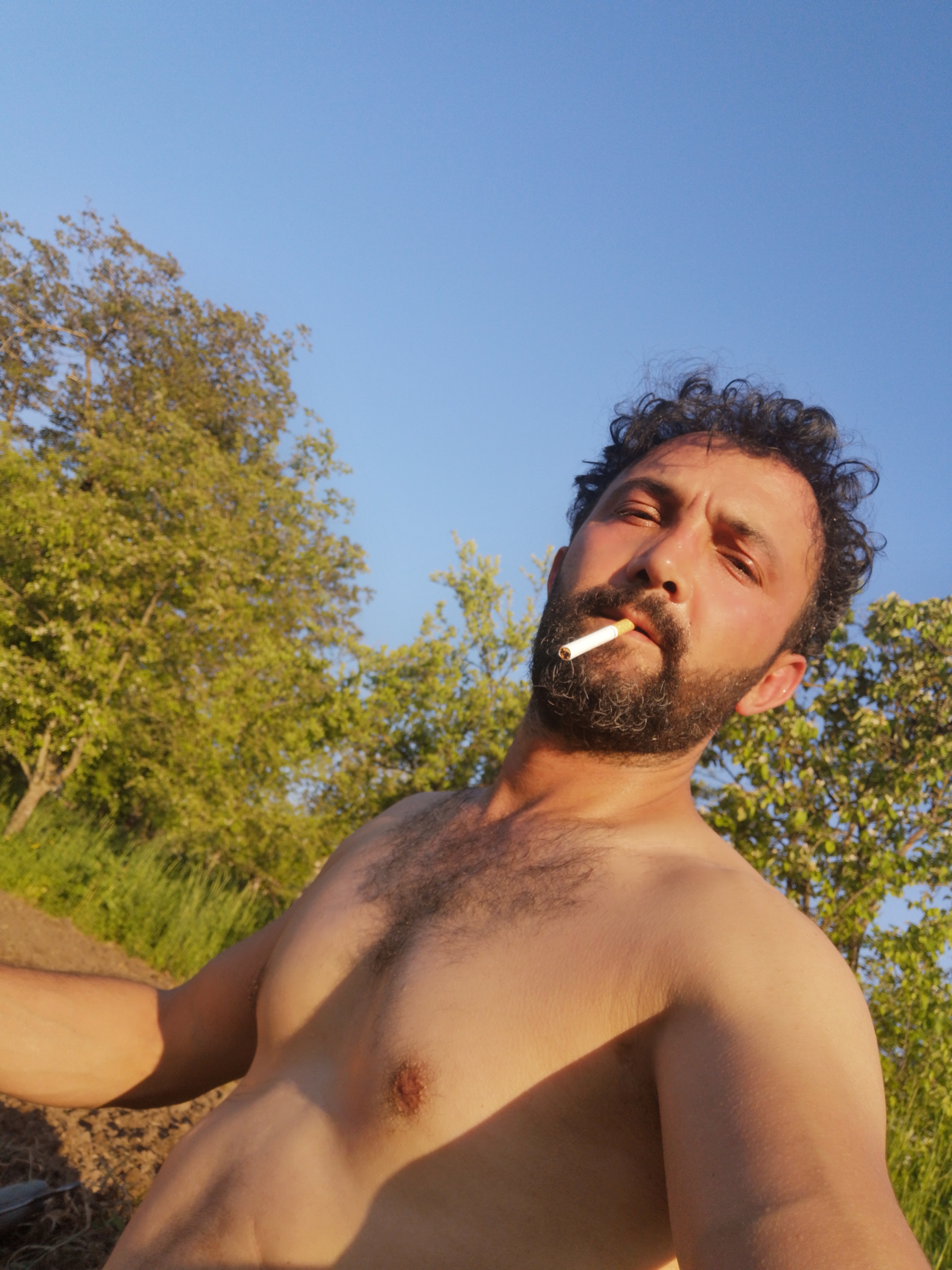[Tövbe estağfurullah](https://www.instagram.com/p/CuOa9MINvOZ/)