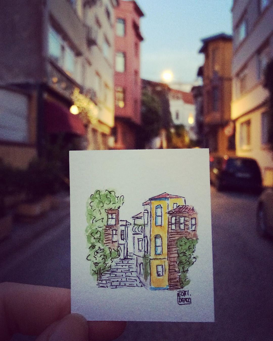 [İllüstrasyon Eda Dereci](https://www.instagram.com/p/CCiq7cCAtO7)